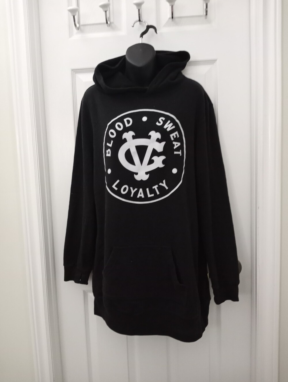 VOILENT GENTLEMEN Extra Long Hoodie